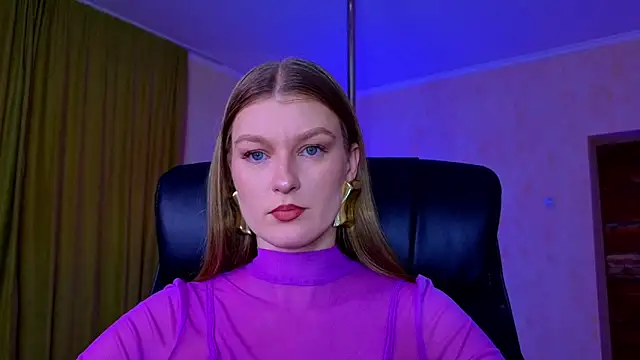 MysticVenus  online show from February 16, 2026, 3:19 pm