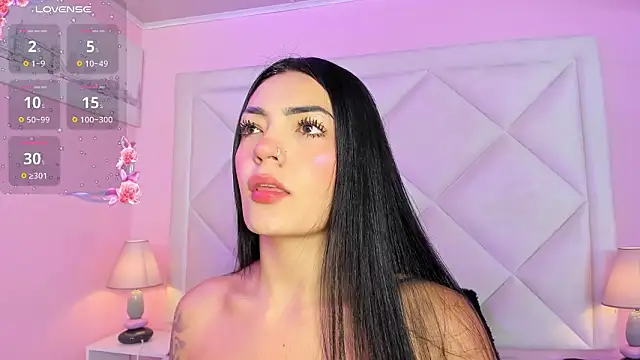 Miaa Smithh   online show from March 5, 2026, 11:06 am