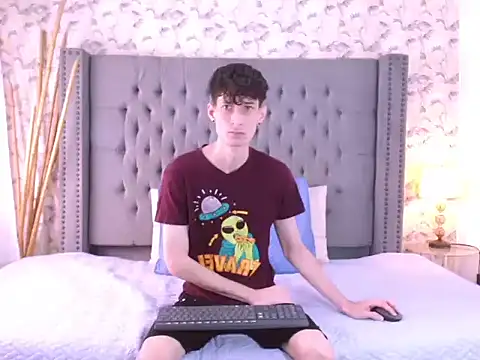 Luke Carter online show from September 13, 2025, 1:00 pm