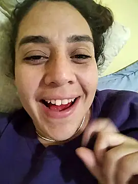 Snapshot of denissebombon chatting on February 14, 2026, 3:03 am denissebombon online show from February 14, 2026, 3:03 am