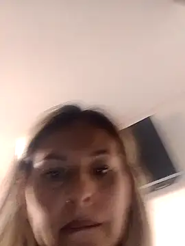 Valery  Rouse  online show from December 21, 2025, 7:43 pm