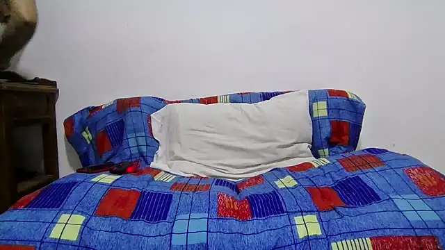 Young handsome online show from February 19, 2026, 1:01 am