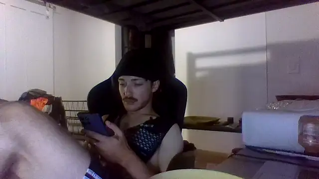 Snapshot of Jbenz420 chatting on July 1, 2026, 2:13 am Jbenz420 online show from July 1, 2026, 2:13 am