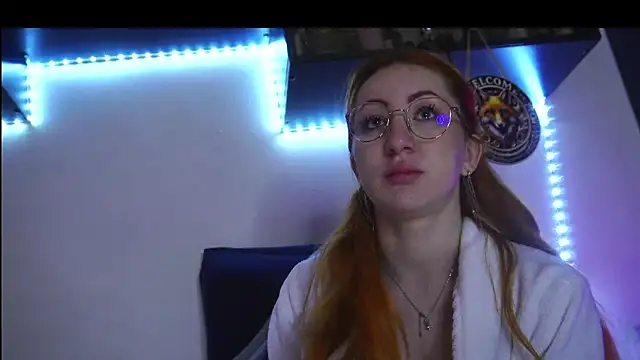 Snapshot of DaddysLittleSlutfox chatting on May 14, 2026, 4:08 am DaddysLittleSlutfox online show from May 14, 2026, 4:08 am