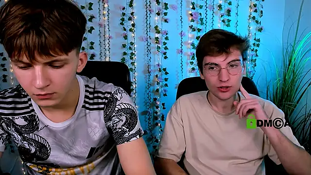 travis wolf  online show from October 12, 2025, 7:24 pm