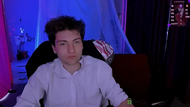 travis wolf  online show from April 23, 2026, 12:29 pm