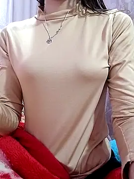 CherryBeii online show from November 29, 2025, 4:43 pm