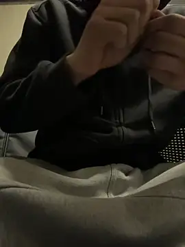 Snapshot of 420boy__ chatting on October 28, 2025, 8:33 pm 420boy online show from October 28, 2025, 8:33 pm