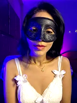 royeoy22 online show from November 5, 2025, 11:54 am