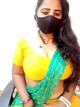 Snapshot of tamil_Vennila chatting on February 8, 2026, 6:06 am tamil Vennila online show from February 8, 2026, 6:06 am