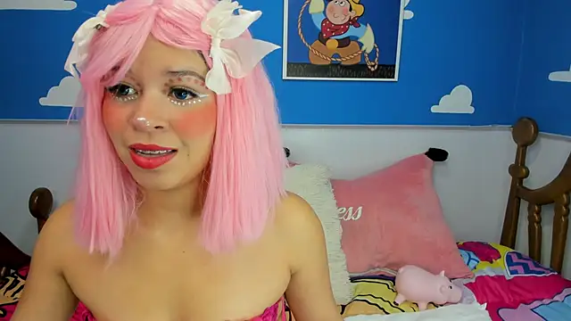 miss  evolet online show from November 5, 2025, 11:10 am