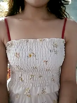 mymy06 online show from November 6, 2025, 10:32 pm