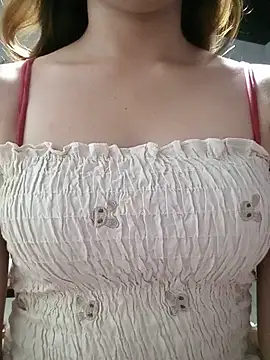 mymy06 online show from May 12, 2026, 1:52 pm