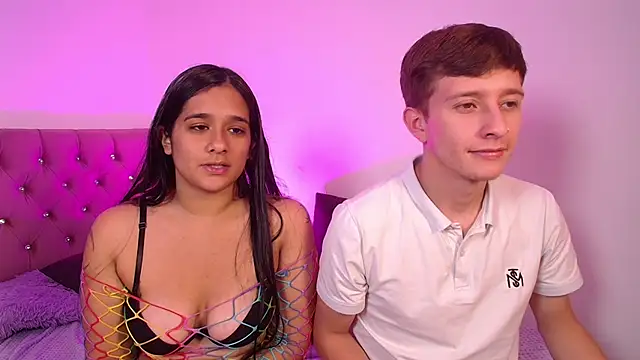 mae nathan  online show from May 18, 2026, 7:09 pm