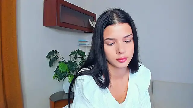 JoCauterucci online show from September 19, 2025, 6:48 am