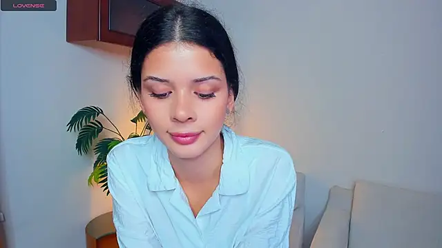 JoCauterucci online show from October 7, 2025, 7:05 am