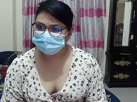 Elena cruz5 online show from September 19, 2025, 3:45 pm