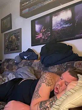 Snapshot of Stephanie1984 chatting on March 8, 2026, 4:38 am Stephanie1984 online show from March 8, 2026, 4:38 am