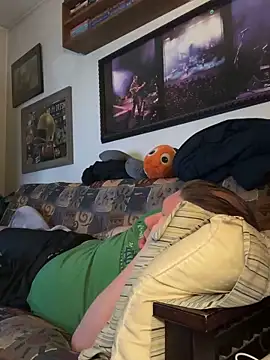 Snapshot of Stephanie1984 chatting on March 18, 2026, 5:21 am Stephanie1984 online show from March 18, 2026, 5:21 am