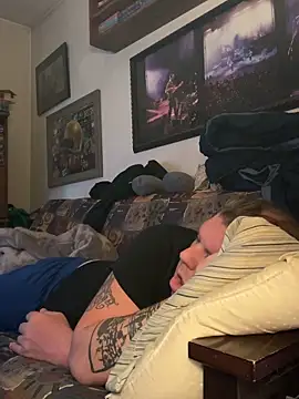 Snapshot of Stephanie1984 chatting on March 31, 2026, 5:19 am Stephanie1984 online show from March 31, 2026, 5:19 am