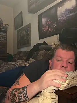 Snapshot of Stephanie1984 chatting on April 1, 2026, 12:00 am Stephanie1984 online show from April 1, 2026, 12:00 am