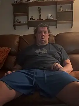 Snapshot of Stephanie1984 chatting on April 2, 2026, 5:10 pm Stephanie1984 online show from April 2, 2026, 5:10 pm