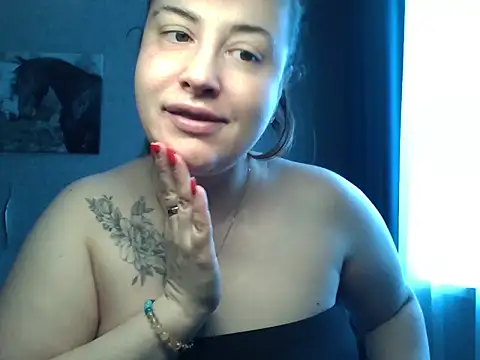 Snapshot of karina160000 chatting on February 1, 2026, 7:40 am karina160000 online show from February 1, 2026, 7:40 am