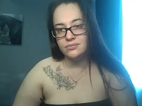 Snapshot of karina160000 chatting on March 1, 2026, 10:28 am karina160000 online show from March 1, 2026, 10:28 am