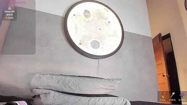 honny 23 online show from March 7, 2026, 7:44 pm