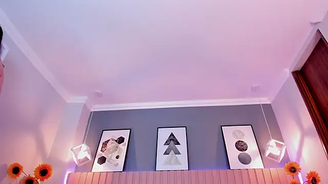 Nina Ford online show from March 27, 2026, 10:31 pm