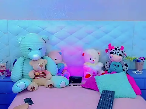 hanna sweett34 online show from September 20, 2025, 6:09 pm