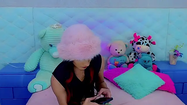 hanna sweett34 online show from October 29, 2025, 10:33 pm