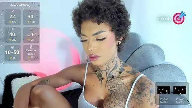 michell danna online show from November 18, 2025, 1:55 am