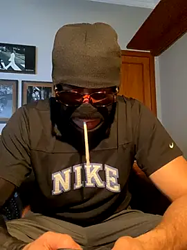 Snapshot of SinisterMads chatting on October 11, 2025, 8:13 am SinisterMads online show from October 11, 2025, 8:13 am