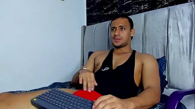 Thomas Wayne online show from March 8, 2026, 6:39 am