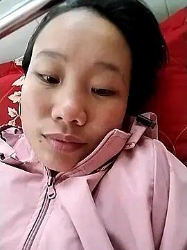 liu-liusexy online show from October 8, 2025, 3:59 am