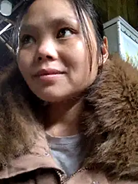 omiu-baby online show from November 20, 2025, 2:45 am