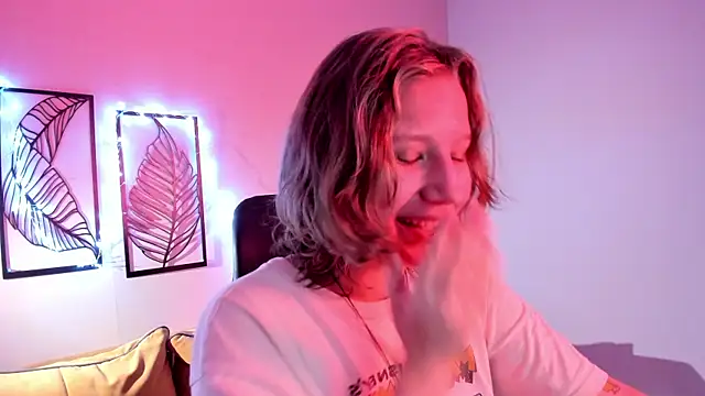 Hailey Foxy online show from November 27, 2025, 9:00 am