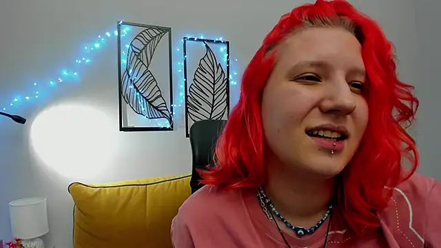 Hailey Foxy online show from April 20, 2026, 1:58 pm