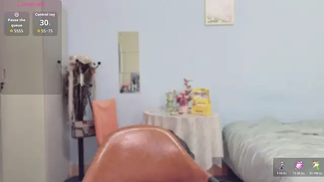 Sue101010 online show from December 17, 2025, 1:22 am