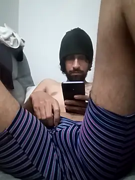 Alejandro92 cali online show from October 15, 2025, 11:16 pm