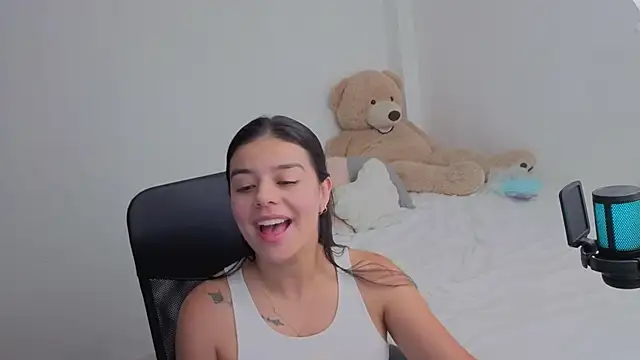 valerihouse online show from March 15, 2026, 1:00 am