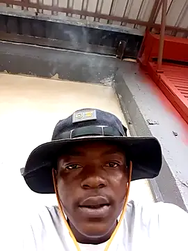 mojeemore online show from January 13, 2026, 11:48 am