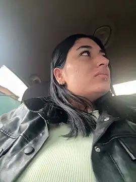 Snapshot of Scarlett_12 chatting on October 16, 2025, 11:44 am Scarlett 12 online show from October 16, 2025, 11:44 am