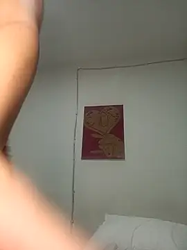 Snapshot of lauren_milf chatting on September 22, 2025, 9:17 pm lauren milf online show from September 22, 2025, 9:17 pm