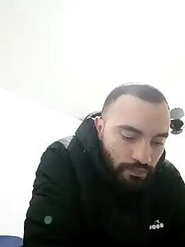 Snapshot of este_juan chatting on January 12, 2026, 2:06 am este juan online show from January 12, 2026, 2:06 am