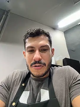 Snapshot of Darg98 chatting on September 21, 2025, 7:54 am Darg98 online show from September 21, 2025, 7:54 am