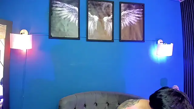 oliver mr  online show from September 17, 2025, 1:35 pm