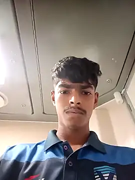 Snapshot of monster_33 chatting on October 8, 2025, 4:43 am monster 33 online show from October 8, 2025, 4:43 am