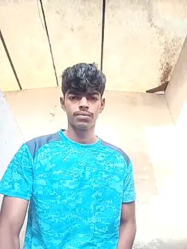 Snapshot of monster_33 chatting on October 17, 2025, 2:04 am monster 33 online show from October 17, 2025, 2:04 am